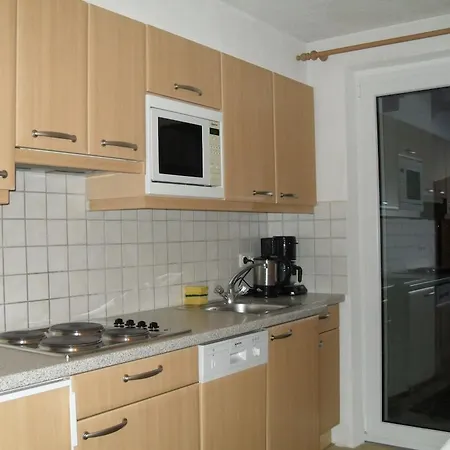Haus Schellenschmied Apartment Pettneu am Arlberg Room photo