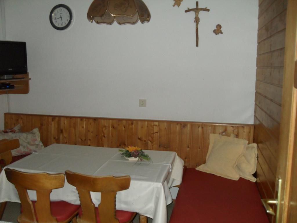 Apartment Haus Schellenschmied Pettneu am Arlberg